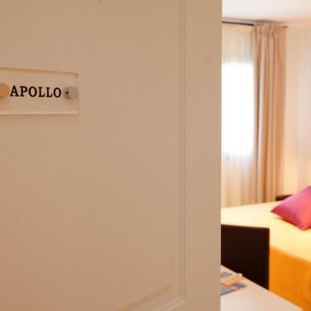 Xenia Hotel 빌라시미우스 외부 사진