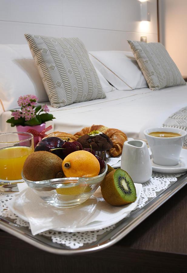 Xenia Hotel 빌라시미우스 외부 사진