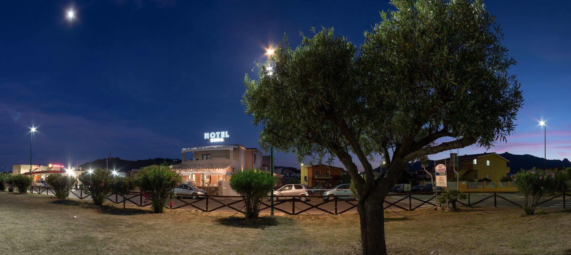 Xenia Hotel 빌라시미우스 외부 사진